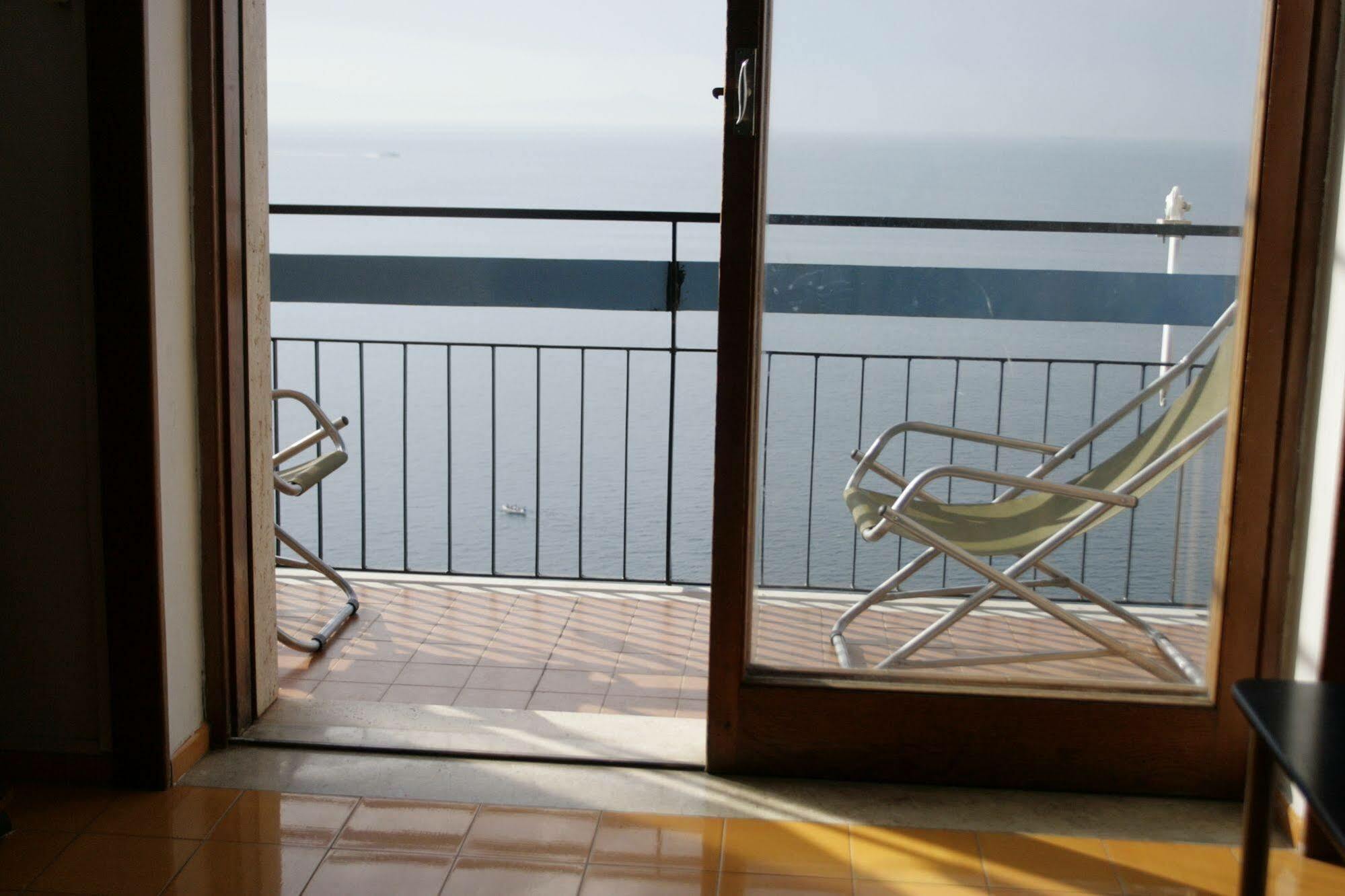 Amalfivistamare * Amalfi